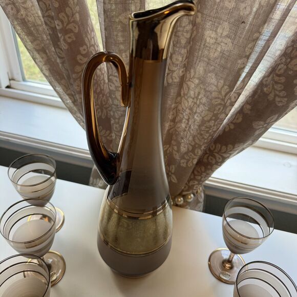 7 Pc. Vtg Bohemian Crystal Frost Amber Glass Gold Embossed Decanter Set Stemware - Picture 13 of 15